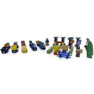 Thomas the Train Engine Cars and Assorted Track Pieces Lot of 40 Plus